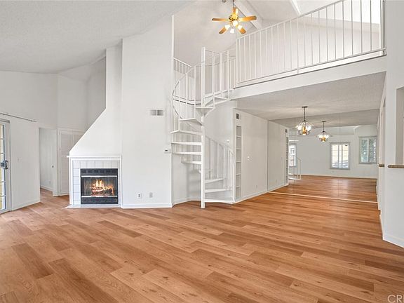 3rd image of 6640 Clybourn Ave Unit 68