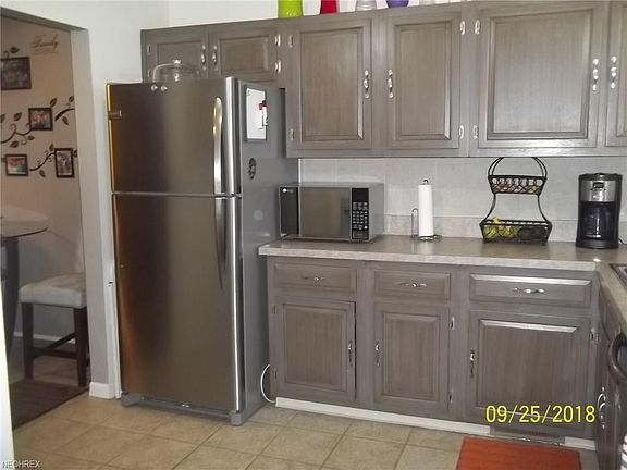 3rd image of 5570 Candlewood Ct #242