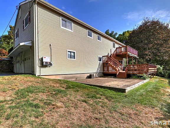 4th image of 90 Brook Hill Road