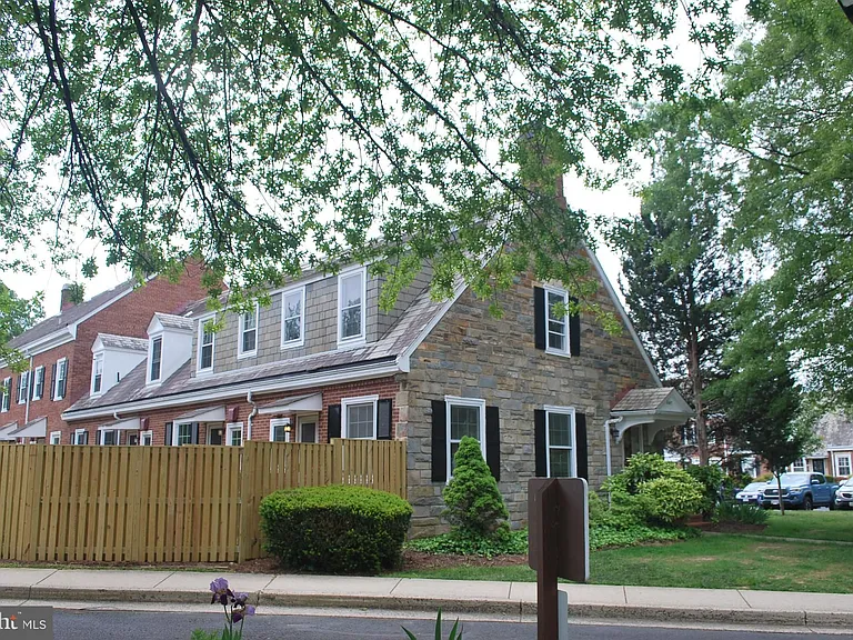 3417 S Utah St — Photo 1
