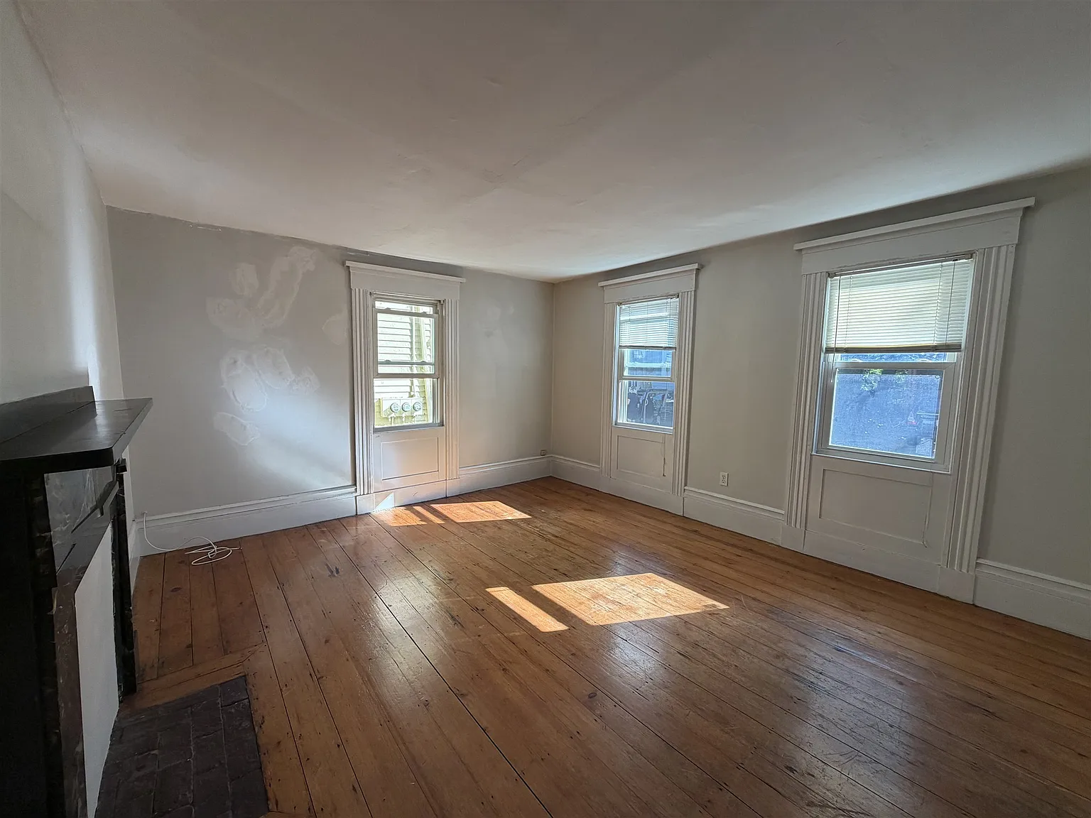 1 bed, $2,600 — Photo 3
