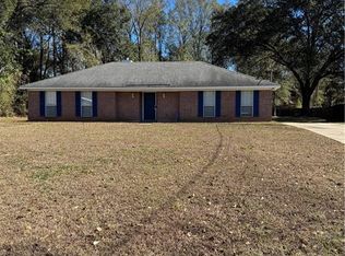 807 Timber Ln, Saraland, AL 36571