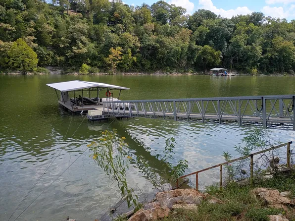 1720 Wells Landing Rd, Danville, KY 40422