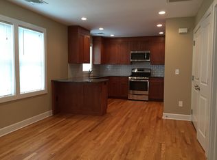 70 Hamilton Ave #B, Greenwich, CT 06830