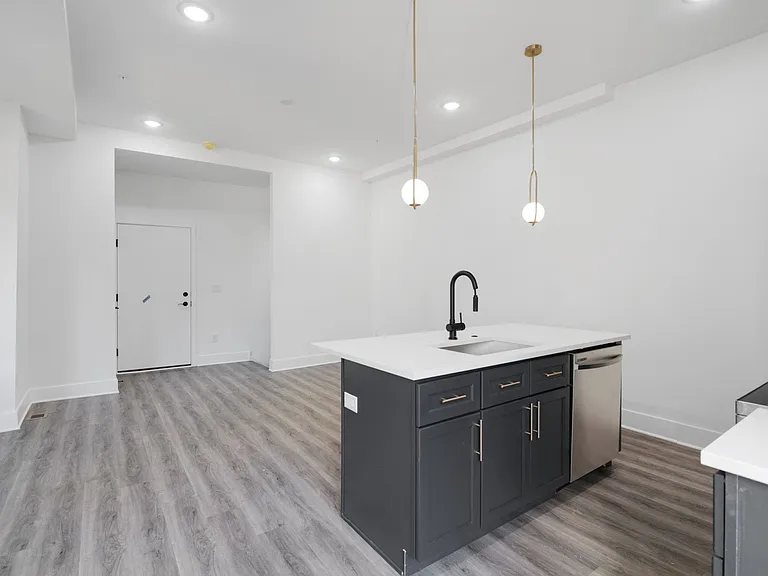 4735 Hazel Ave — Photo 14
