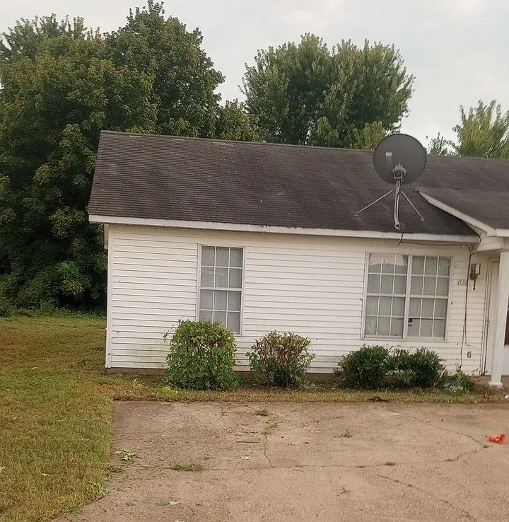 2 bed, $625 — Photo 1