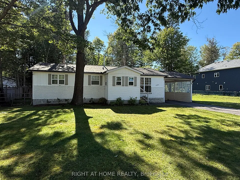 158 Zoo Park Rd
