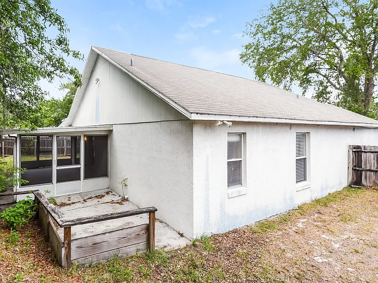 337 Riunite Cir — Photo 19