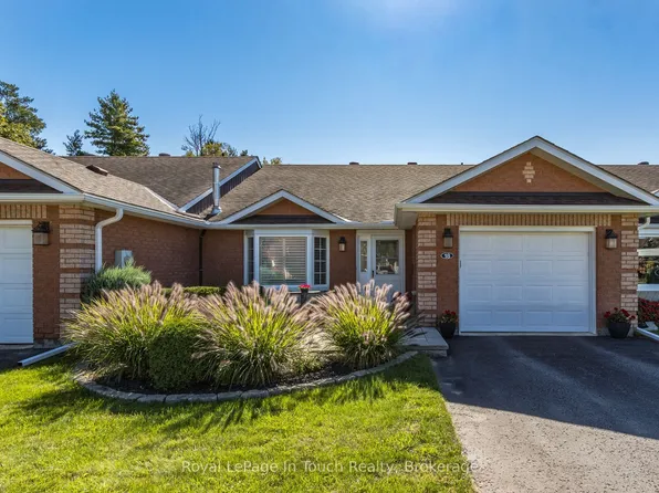 90 Burke St #18, Penetanguishene, ON L9M 2H2