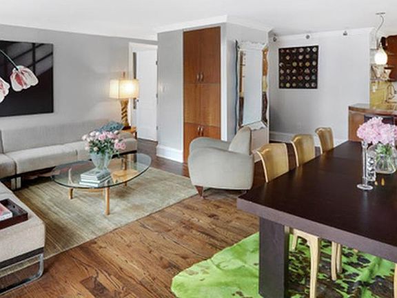 3rd image of 420 W 23rd St APT 5A