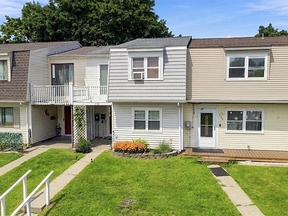 2nd image of 104 Chrystal Drive