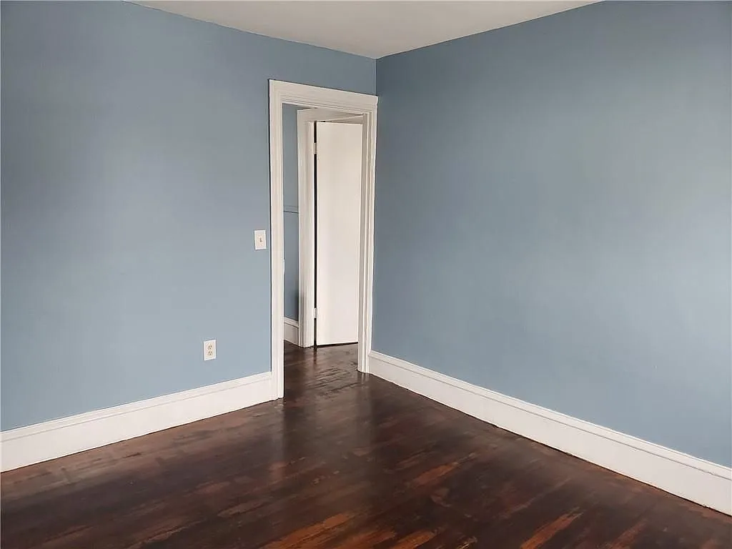 2 bed, 1.0 bath, 748 sqft, $1,800 — Photo 3
