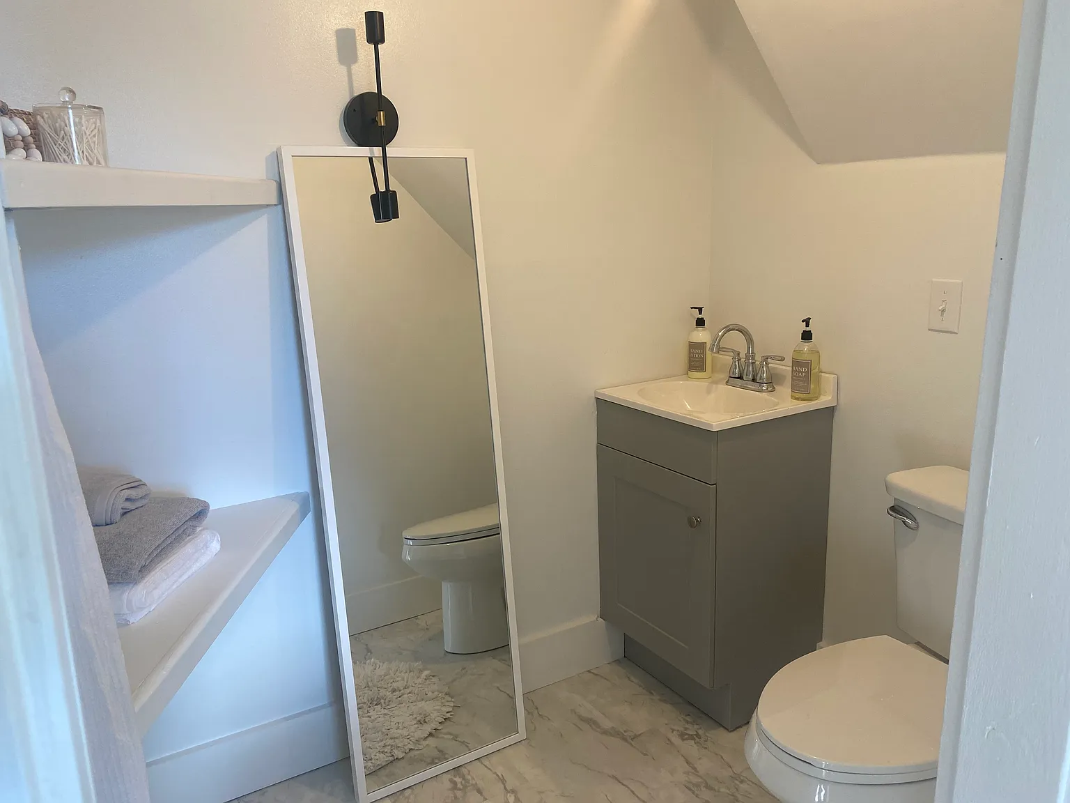 Studio, 650 sqft, $1,250 — Photo 1