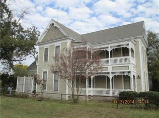 313 N Elm St, Sanger, TX 76266
