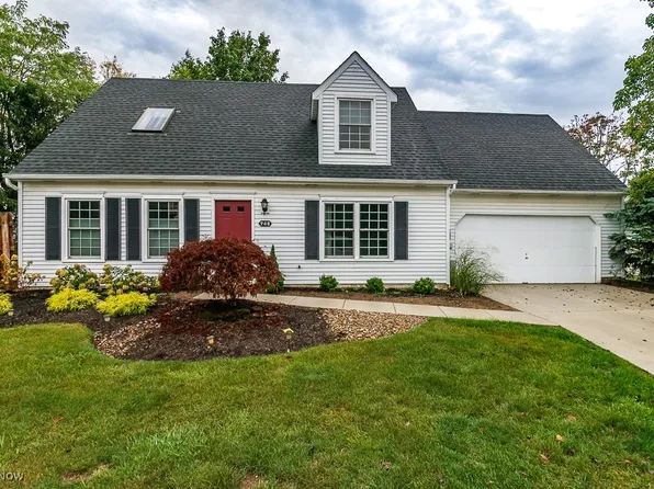948 E Kensington Ln, Streetsboro, OH 44241