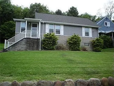 1412 Herbert St photo 1