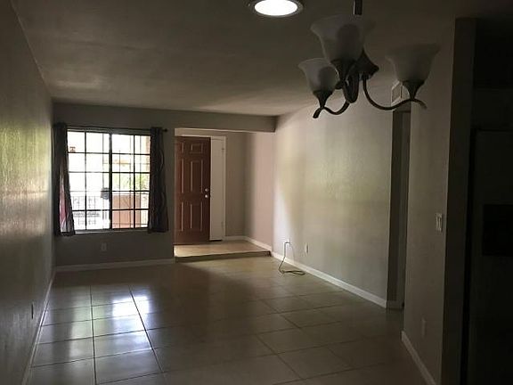 5th image of 8625 E Belleview Pl Unit 1075