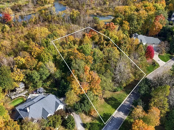 14674 Faucet Ln, Fishers, IN 46040