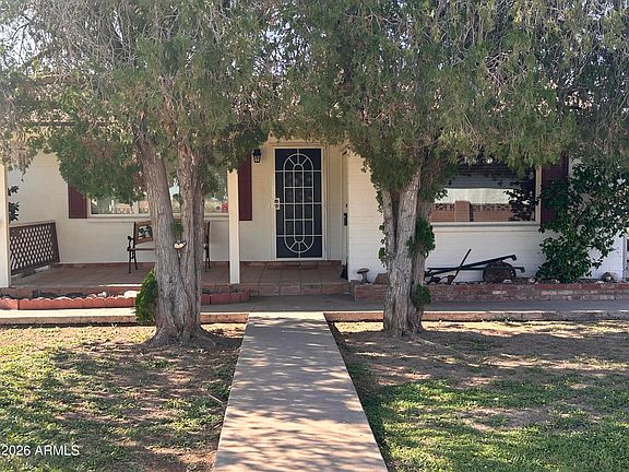 4th image of 2821 W Elliot Road