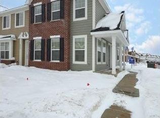 8398 Jonquil Ln, Maple Grove, MN 55369