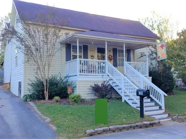 706 C St, Lenoir City, TN 37771