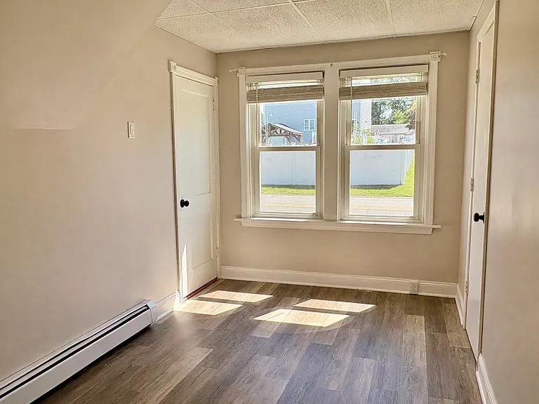 163 Macomber Ave #1-B — Photo 3