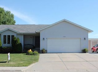 4120 Manchester Rd, Grand Island, NE 68803