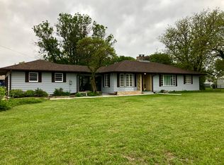 803 W Grand Ave, Hillsboro, KS 67063