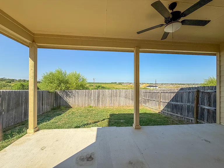 342 Emma Dr #2-1 — Photo 15