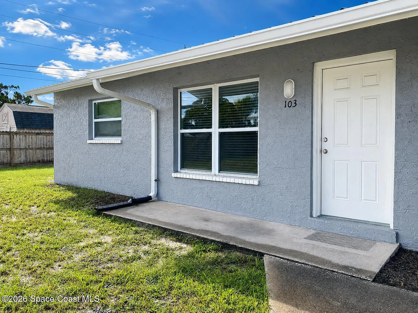 2 bed, 1.5 bath, 810 sqft, $1,600 — Photo 1