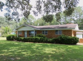 2696 Old Pelham Rd, Pelham, GA 31779