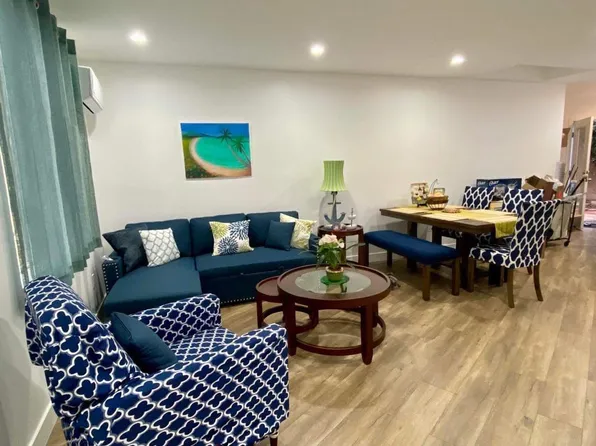 6457 Mary Ellen Ave, Van Nuys, CA 91401