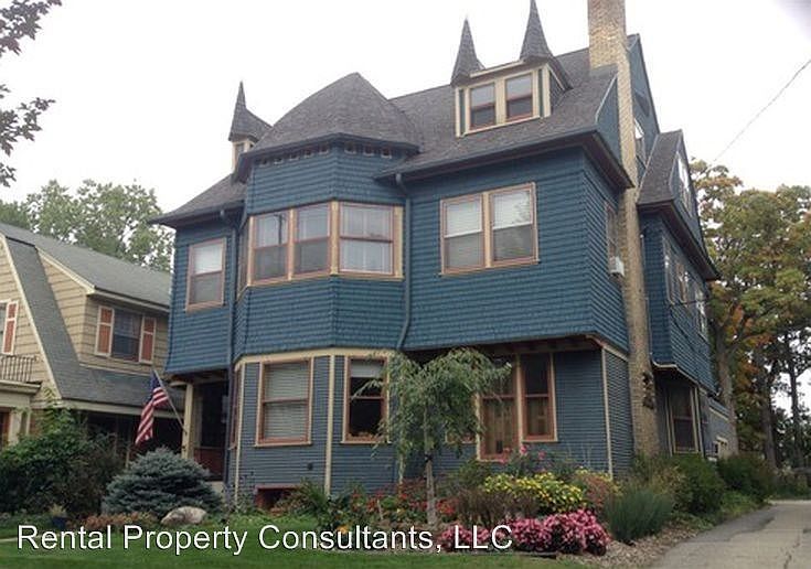 1st image of 60 College Ave NE #3