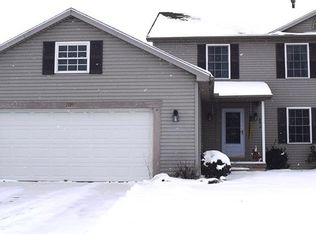 1107 Bluejay Dr, Bowling Green, OH 43402
