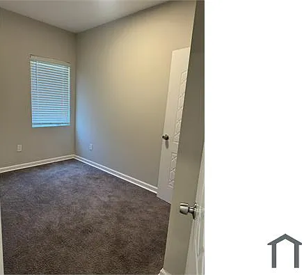 2622 University Pl NW #204 — Photo 17
