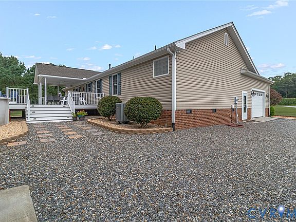 3rd image of 184 Crosshills Rd