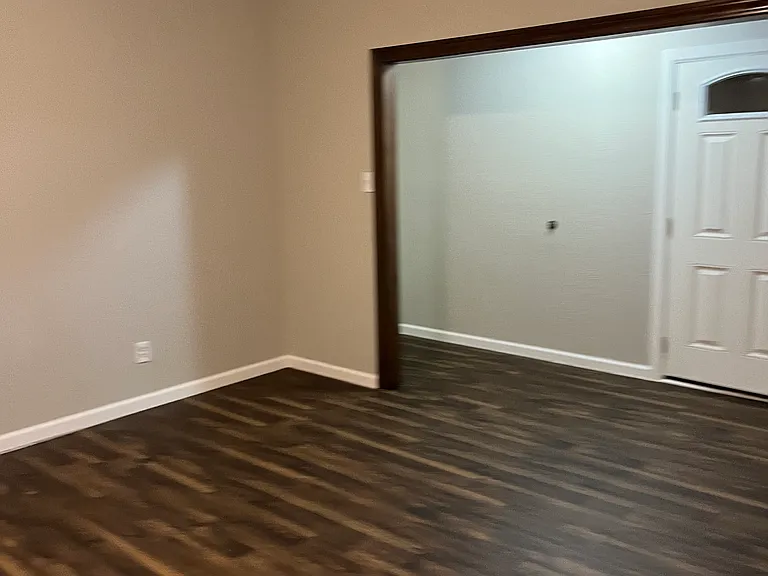 711 E Timberview Ln — Photo 28