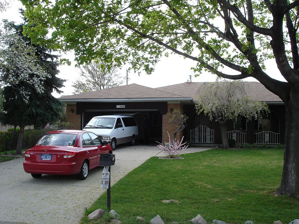 1st image of 37225 Andrew Dr
