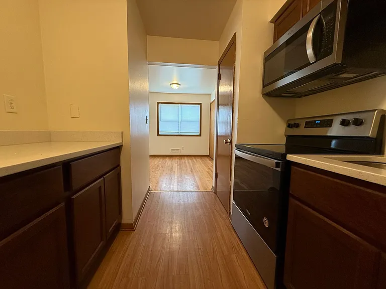 3879 N Humboldt Blvd — Photo 23