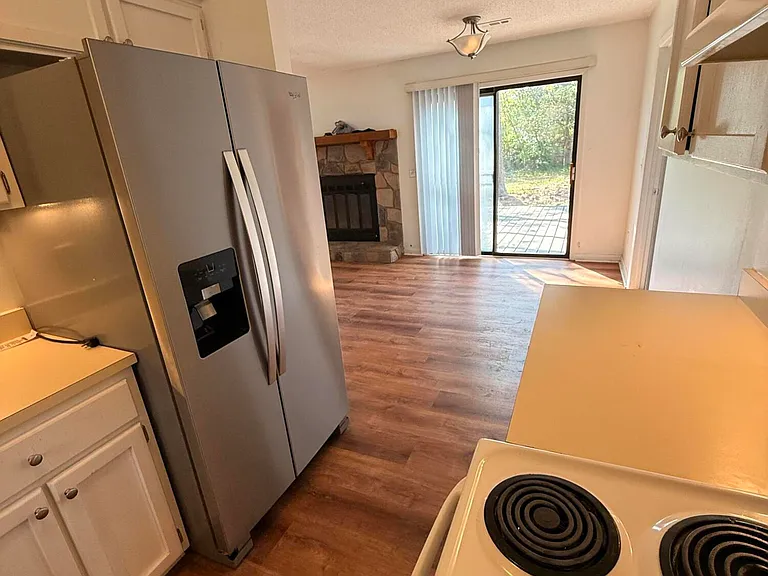 925 Hunting Ridge Rd — Photo 15
