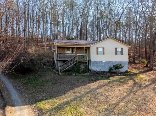 614 Bradley Ave, La Fayette, GA 30728