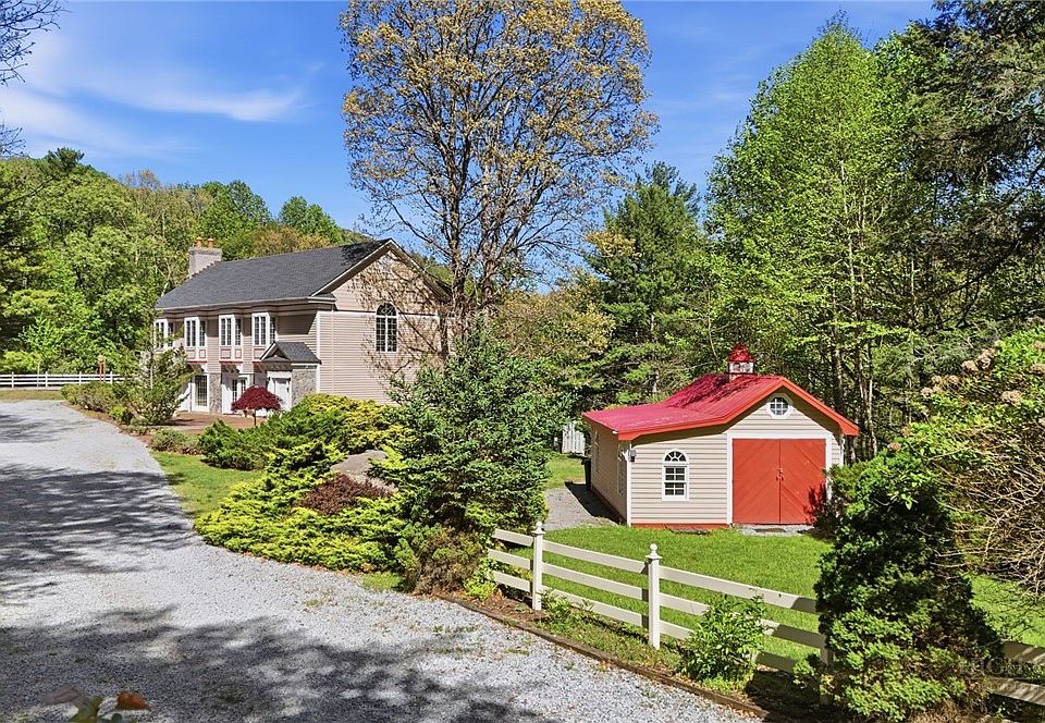 1st image of 1644 Broadstone Road