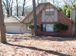 12721 Valleywood Dr, Little Rock, AR 72211