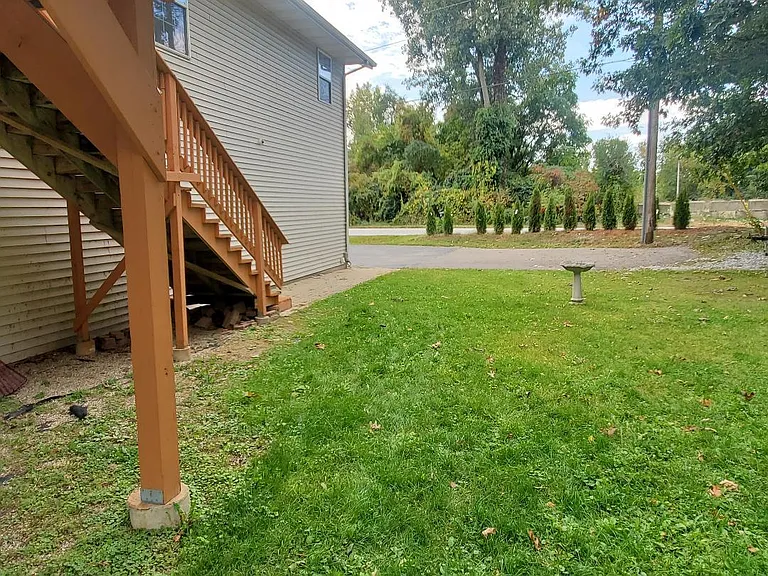 173 W McClung Rd — Photo 3
