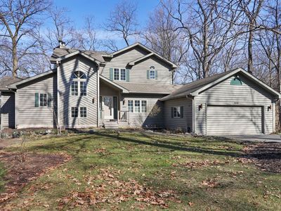 407 Deerpath W #407, Fontana, WI, 53125