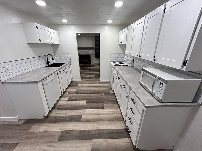 4241 S Falcon St — Photo 3