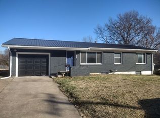 606 S Washington Ave, Knob Noster, MO 65336