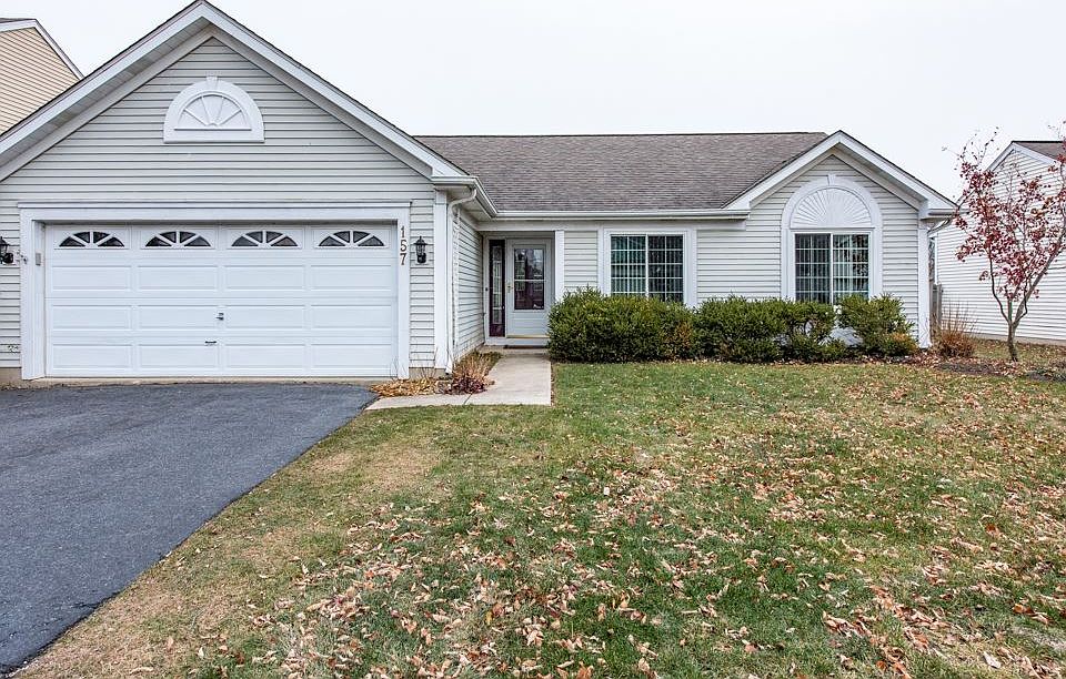 1st image of 157 Suffolk Ln