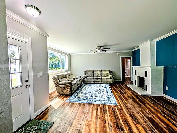 3rd image of 414 S PROSPECT STREET