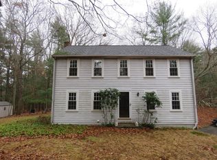 18 Wampatuck St, Pembroke, MA 02359